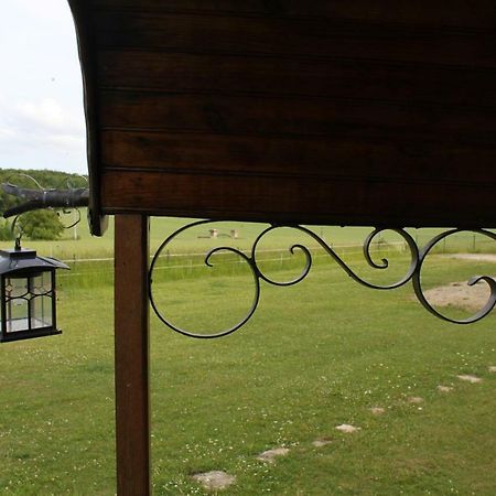 Bed and Breakfast Roulotte Montfee Semezanges Екстер'єр фото